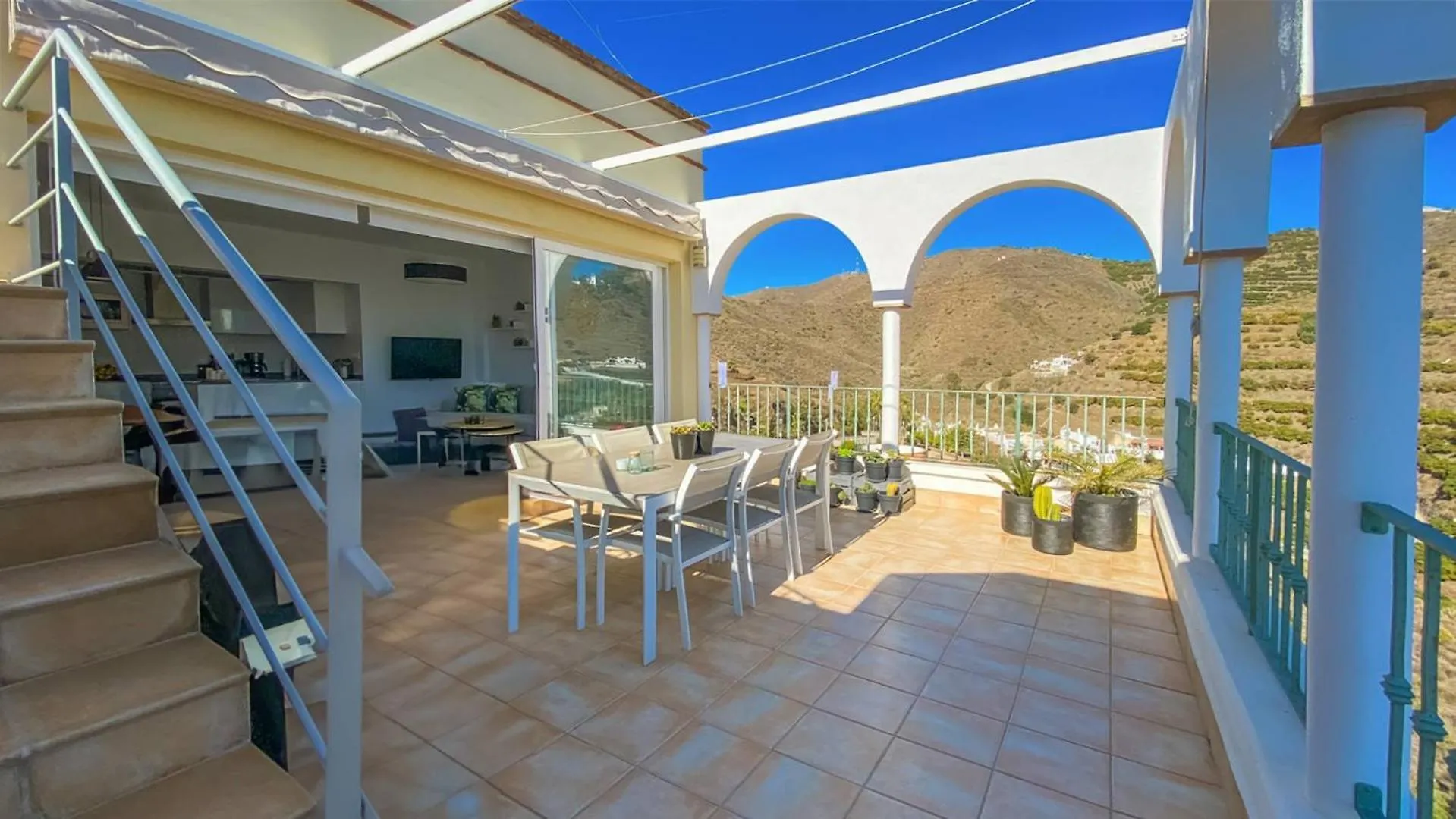 Atico En Alquiler De Ensueno Cerca De Nerja Apartment Torrox